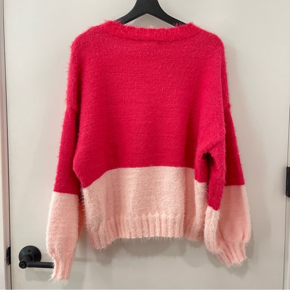 Fuchsia and Pink Fuzzy Sweater Medium Brand New - Picture 2 of 8